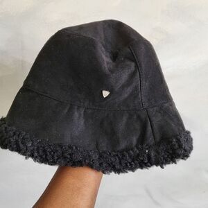 Topgolf Black Faux Suede & Sherpa Bucket Hat OS Employee Work Uniform